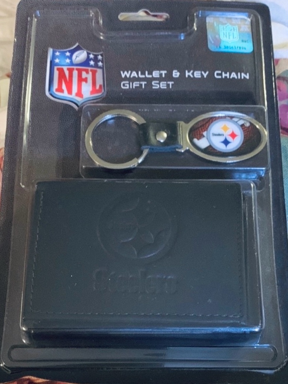 Black NFL STEELER Wallet and Key Chain Set NWT